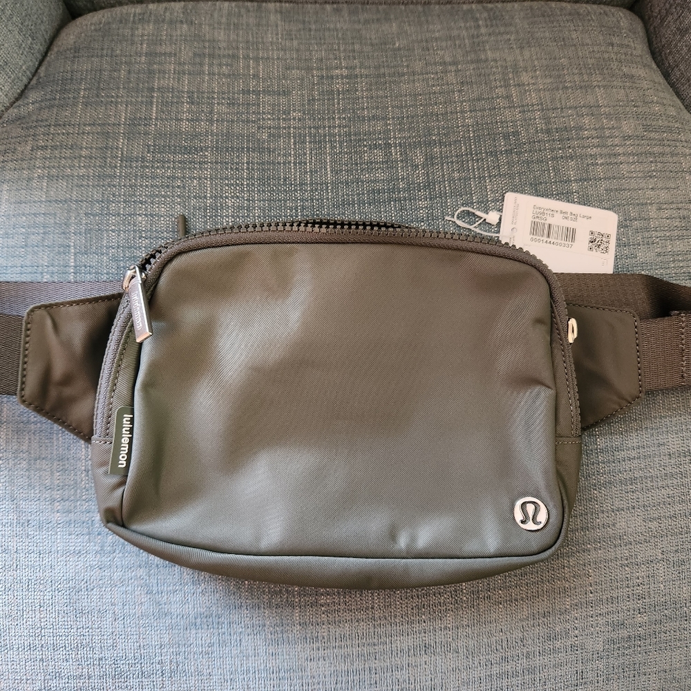Lululemon everyday beltbag 2L
